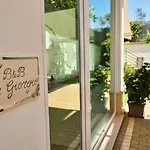 Oda ve Kahvaltı Sangiorgio Living 4*